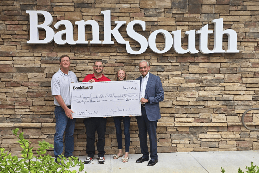 banksouth donates to greene county public safety foundation